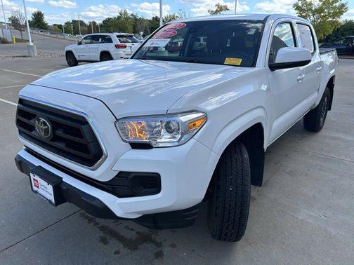 2022 Toyota Tacoma SR