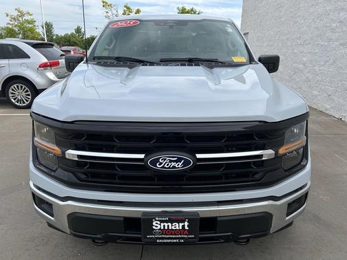 White Metallic 2025 Ford F-150 XLT