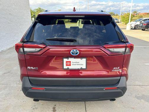 2022 Toyota RAV4 Hybrid XLE Premium