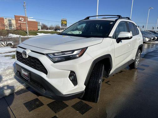 2025 Toyota RAV4 XLE Premium