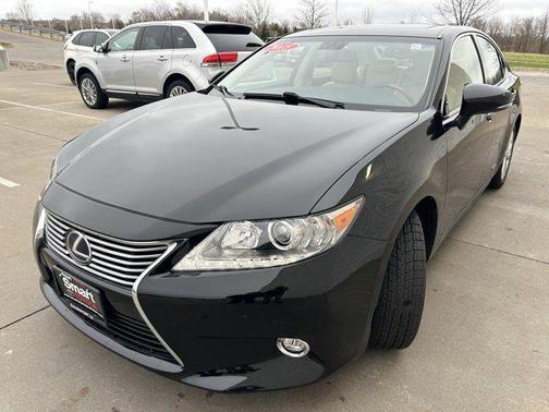 Black 2015 Lexus ES 300h Base