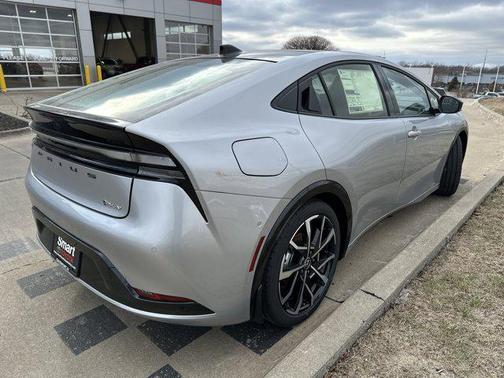 2026 Toyota Prius Plug-In Hybrid 