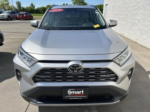 Silver Sky Metallic 2019 Toyota RAV4 Limited