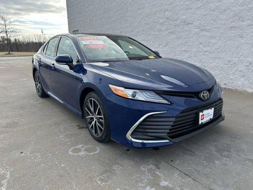 2020 Toyota Prius LE