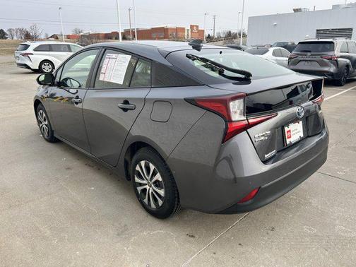 2020 Toyota Prius LE