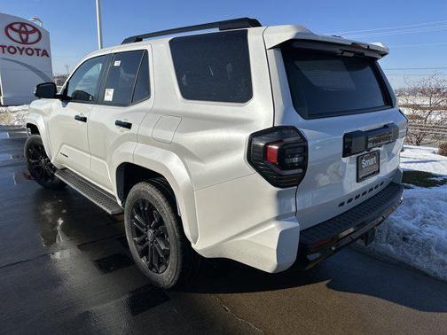 2025 Toyota 4Runner Hybrid Platinum