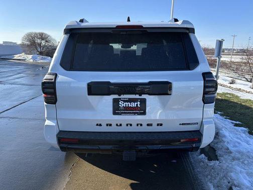 2025 Toyota 4Runner Hybrid Platinum