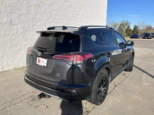 2018 Toyota RAV4 SE
