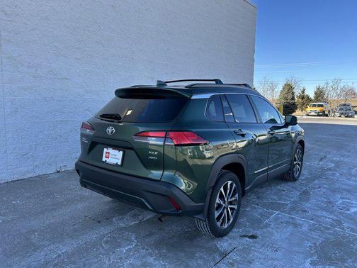 2024 Toyota Corolla Cross XLE