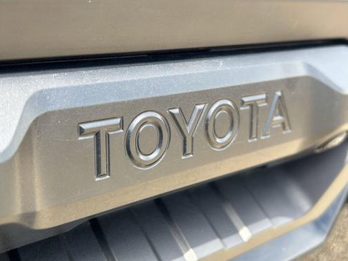 Midnight Black Metallic 2024 Toyota Tundra SR5