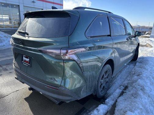 2026 Toyota Sienna Woodland Edition