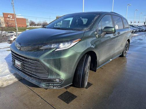 2026 Toyota Sienna Woodland Edition