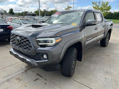2022 Toyota Tacoma TRD Sport