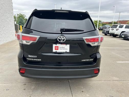 Attitude Black Metallic 2015 Toyota Highlander Limited