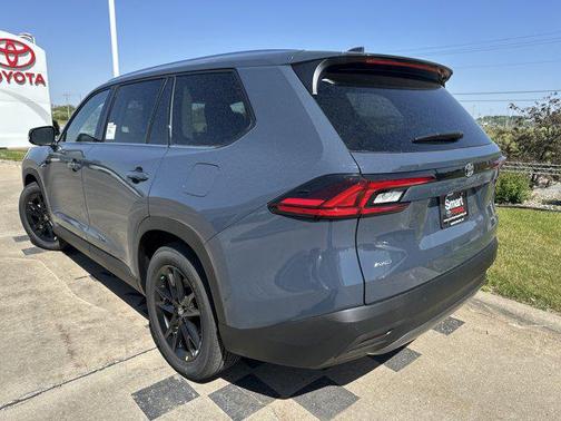 Cloud 2026 Toyota Grand Highlander Platinum