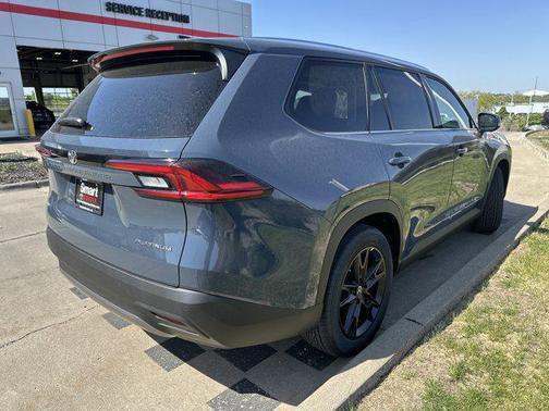 Cloud 2026 Toyota Grand Highlander Platinum