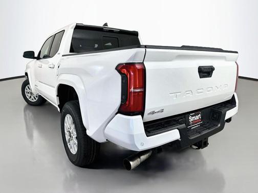 Ice 2026 Toyota Tacoma SR5
