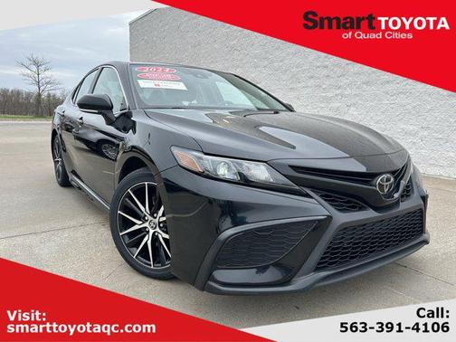Midnight Black Metallic 2024 Toyota Camry SE