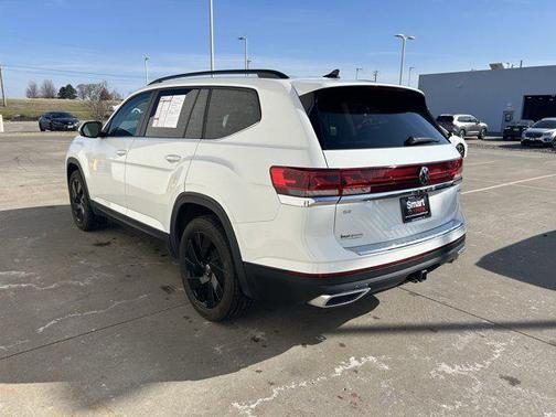 2024 Volkswagen Atlas 2.0T SE w/Technology 4MOTION