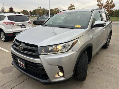 2018 Toyota Highlander SE