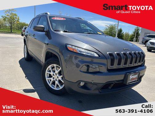 Granite Crystal Metallic Clearcoat 2016 Jeep Cherokee Latitude
