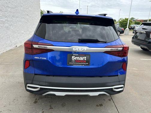 Neptune Blue 2023 Kia Seltos SX