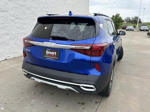 Neptune Blue 2023 Kia Seltos SX