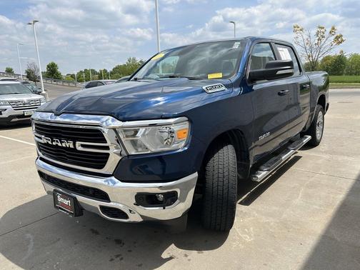 Patriot Blue Pearlcoat 2021 RAM 1500 Big Horn/Lone Star