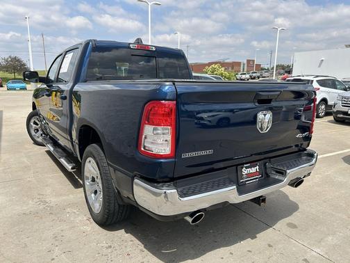 Patriot Blue Pearlcoat 2021 RAM 1500 Big Horn/Lone Star