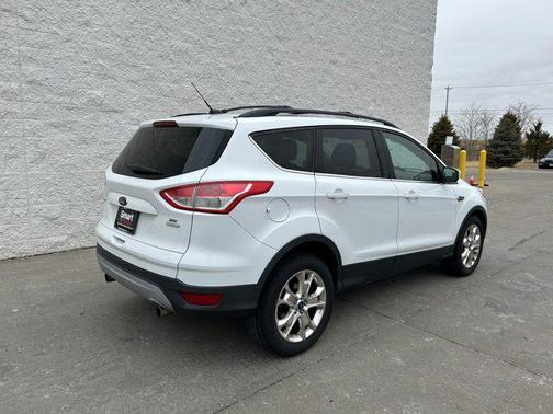 Oxford White 2013 Ford Escape SE