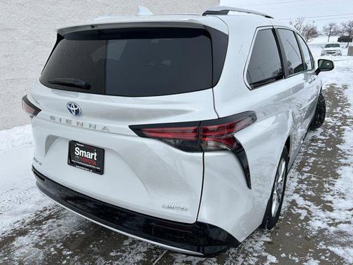 2025 Toyota Sienna Limited