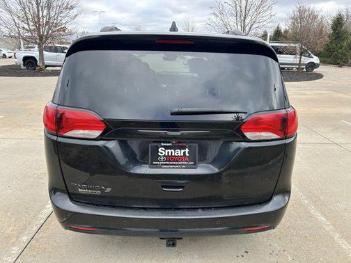 2018 Chrysler Pacifica Touring-L Plus