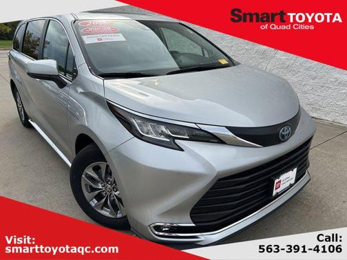 2023 Toyota Sienna XLE 7 Passenger