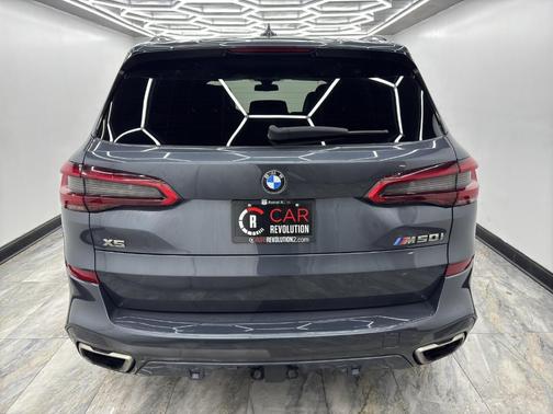 2020 BMW X5 M50i