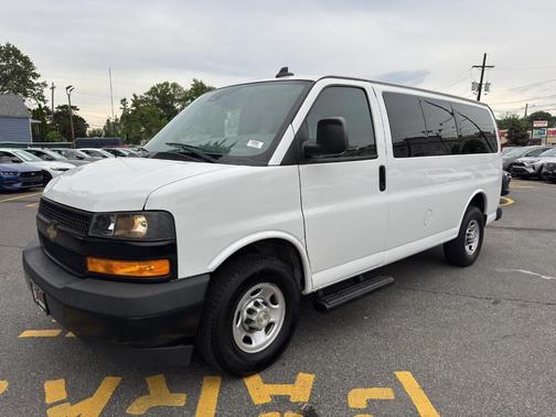 2020 Chevrolet Express 3500 LS