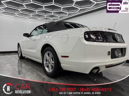 2013 Ford Mustang V6
