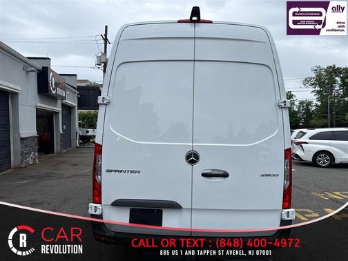 White 2024 Mercedes-Benz Sprinter 2500 HIGH ROOF 4-CYL DIESEL 170''