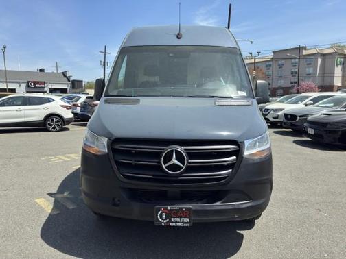 2019 Mercedes-Benz Sprinter 2500 HR 144''