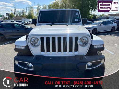 White 2022 Jeep Gladiator Overland