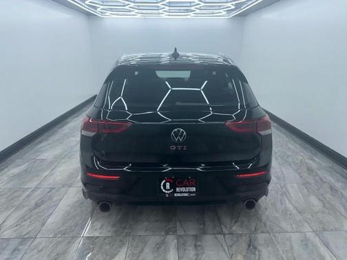 2024 Volkswagen Golf GTI 2.0T S