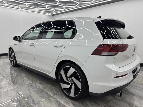 2024 Volkswagen Golf GTI 2.0T S