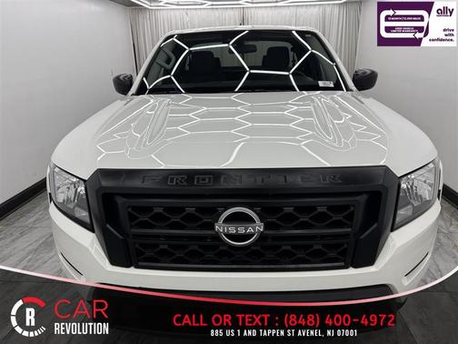 Glacier White 2024 Nissan Frontier S