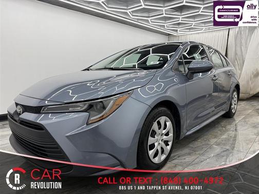 Silver 2024 Toyota Corolla LE