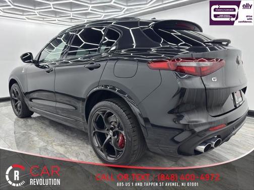 2022 Alfa Romeo Stelvio Quadrifoglio