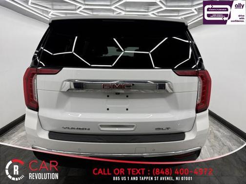 White 2024 GMC Yukon XL SLT