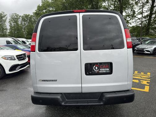2020 Chevrolet Express 3500 LS