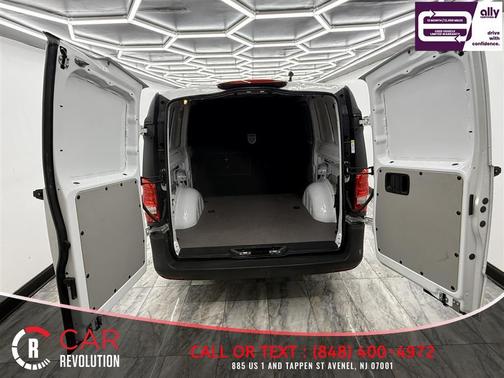 2023 Mercedes-Benz Metris Base