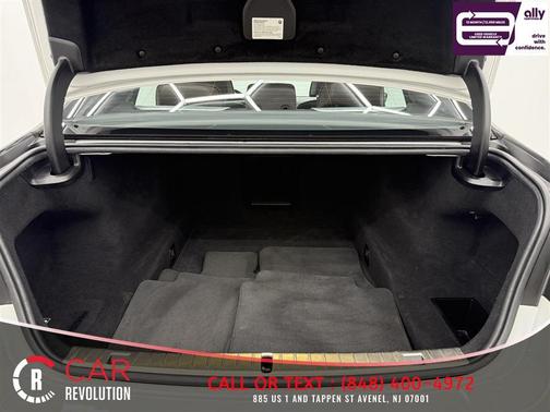 2021 BMW 750 i xDrive