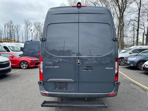 2019 Mercedes-Benz Sprinter 2500 HR 170''