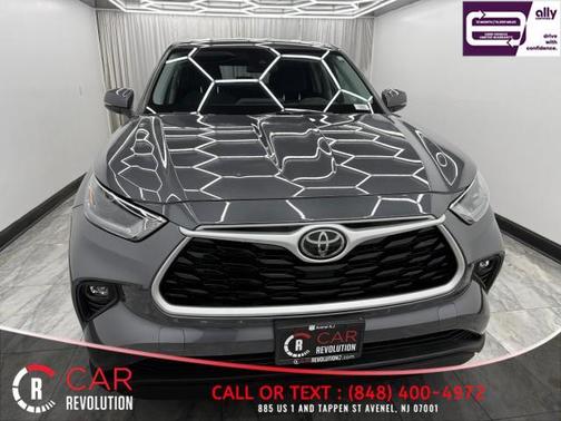 2021 Toyota Highlander LE